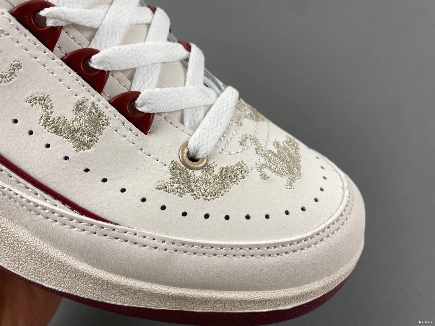 the Dragon Year Retro Men's - Low FJ3468-100 2 Jordan of 0512